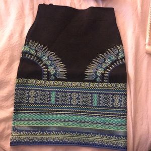 BCBG MAX AZRIA skirt, gently worn
